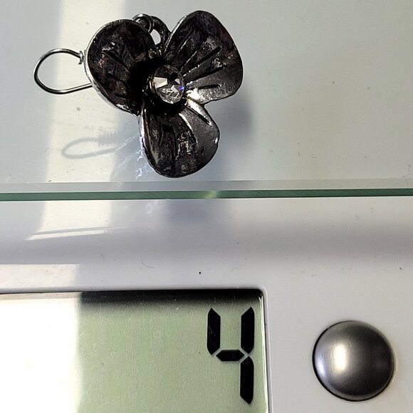 Floral Silver Tone Earrings - Picture 9 of 9